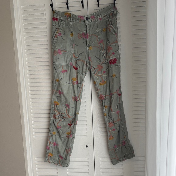Anthropologie Y2K Style Floral Embroidered Cargo Pants Gray Pink Chic ✨ - Picture 4 of 14